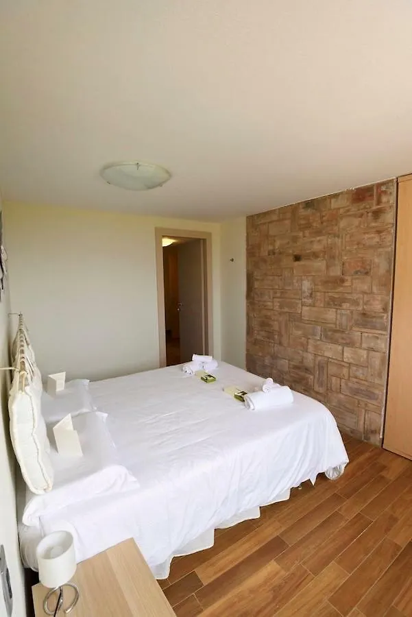 Feriehus Maison Balu Apartments Torri Del Benaco Italien
