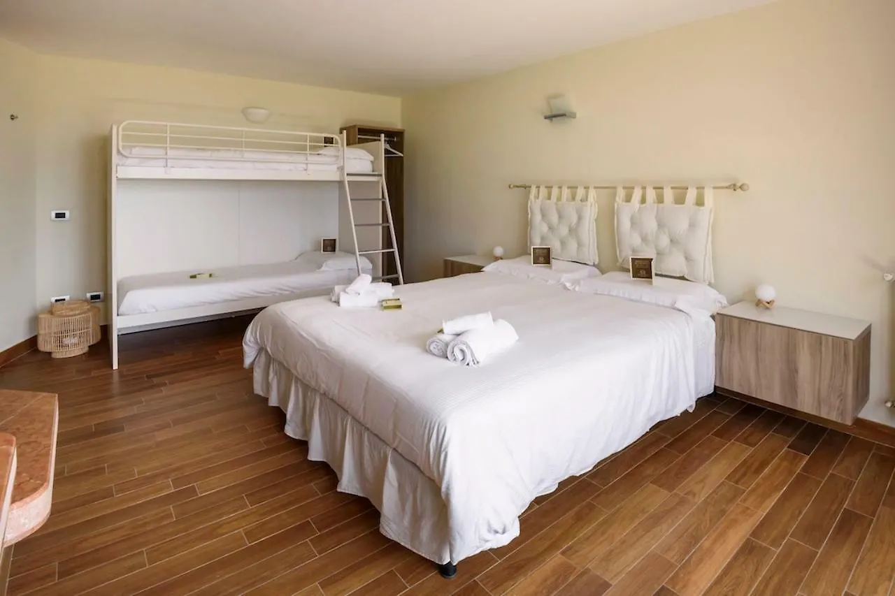 Feriehus Maison Balu Apartments Torri Del Benaco