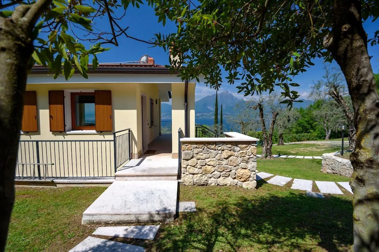 Feriehus Maison Balu Apartments Torri Del Benaco